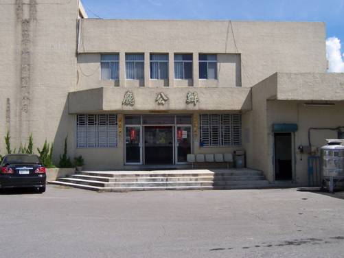 描述: 描述: 照片98